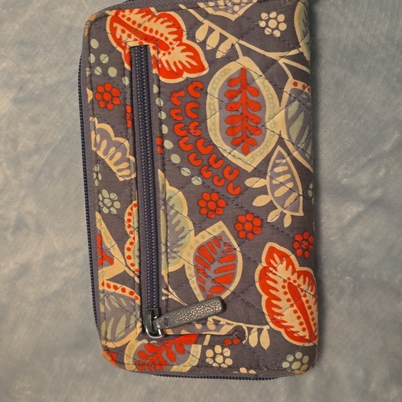 Vera Bradley Wallet with Turn Lock And Zipper Compartment (Bin 12) - Picture 3 of 11